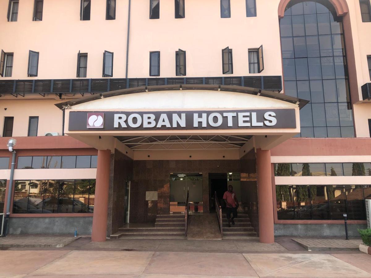 Roban Hotels Limited Enugu Bagian luar foto