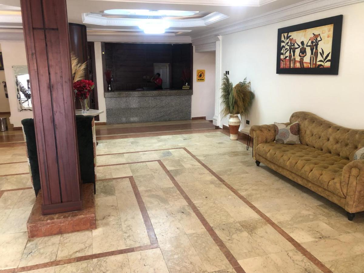 Roban Hotels Limited Enugu Bagian luar foto